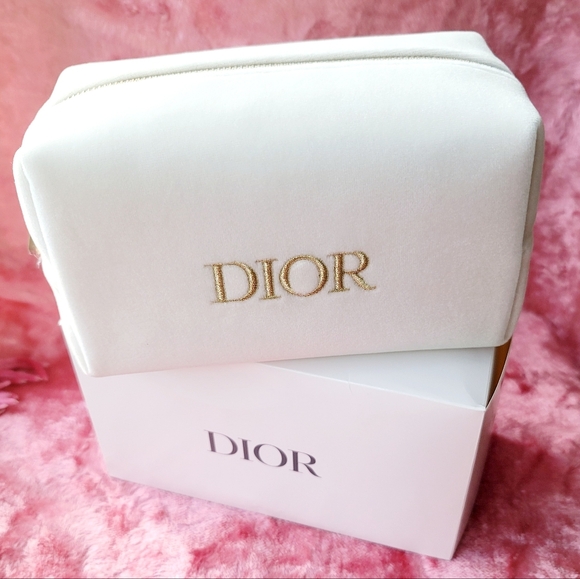 Dior White and Gold Cosmetic Bag - Picture 6 of 7